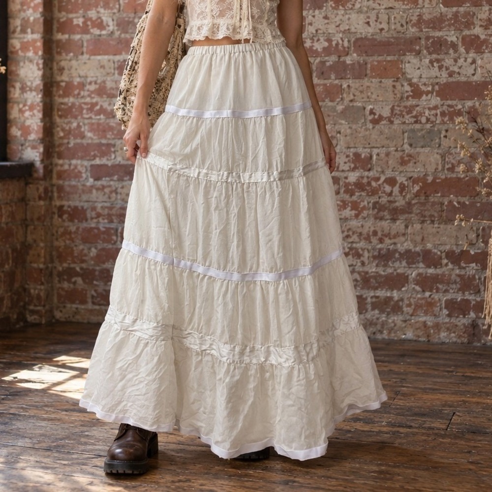 Vintage White 100% Silk Tiered Maxi Skirt S Coquette Fairy Boho Festival Costal